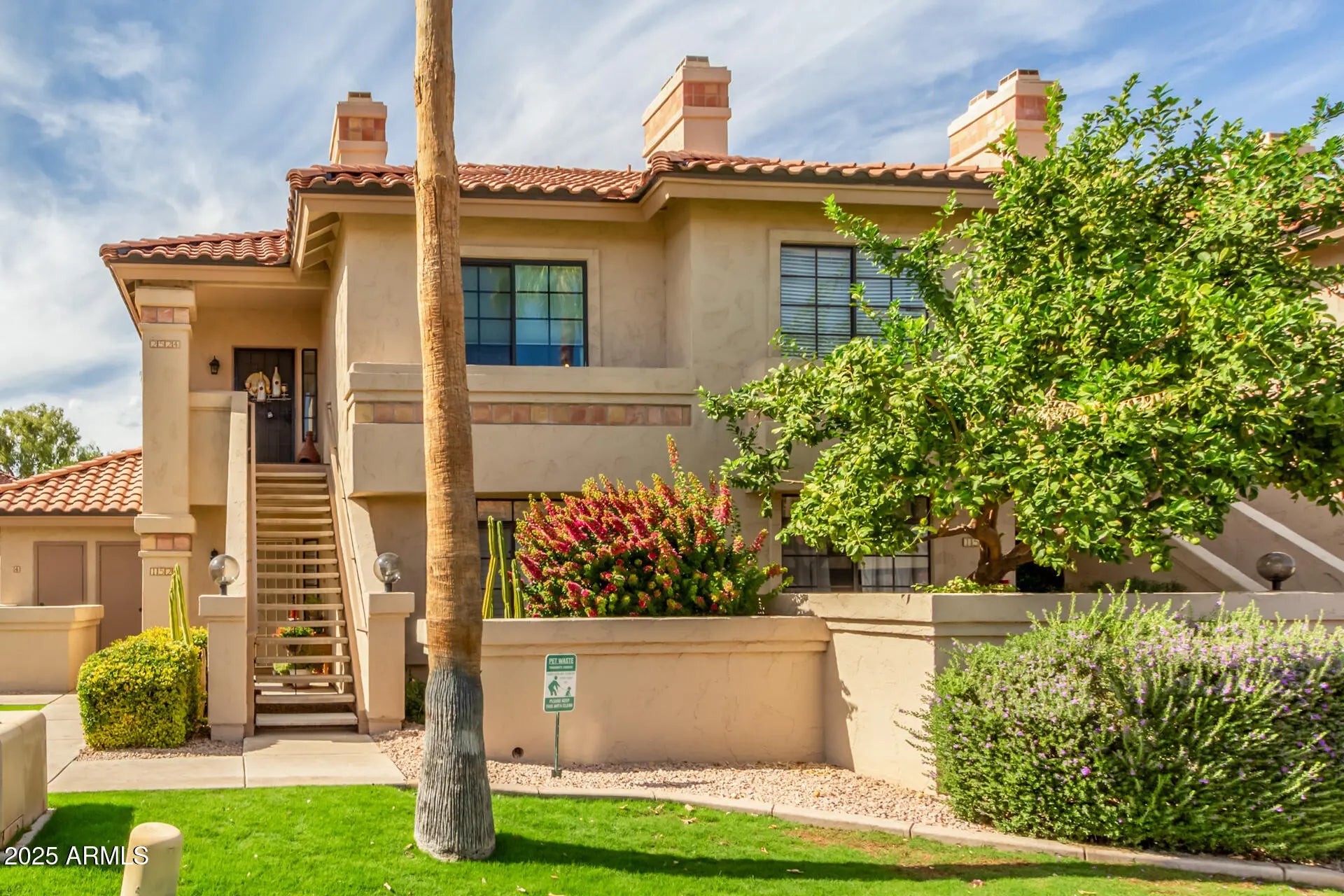 Photo of Listing #6831816