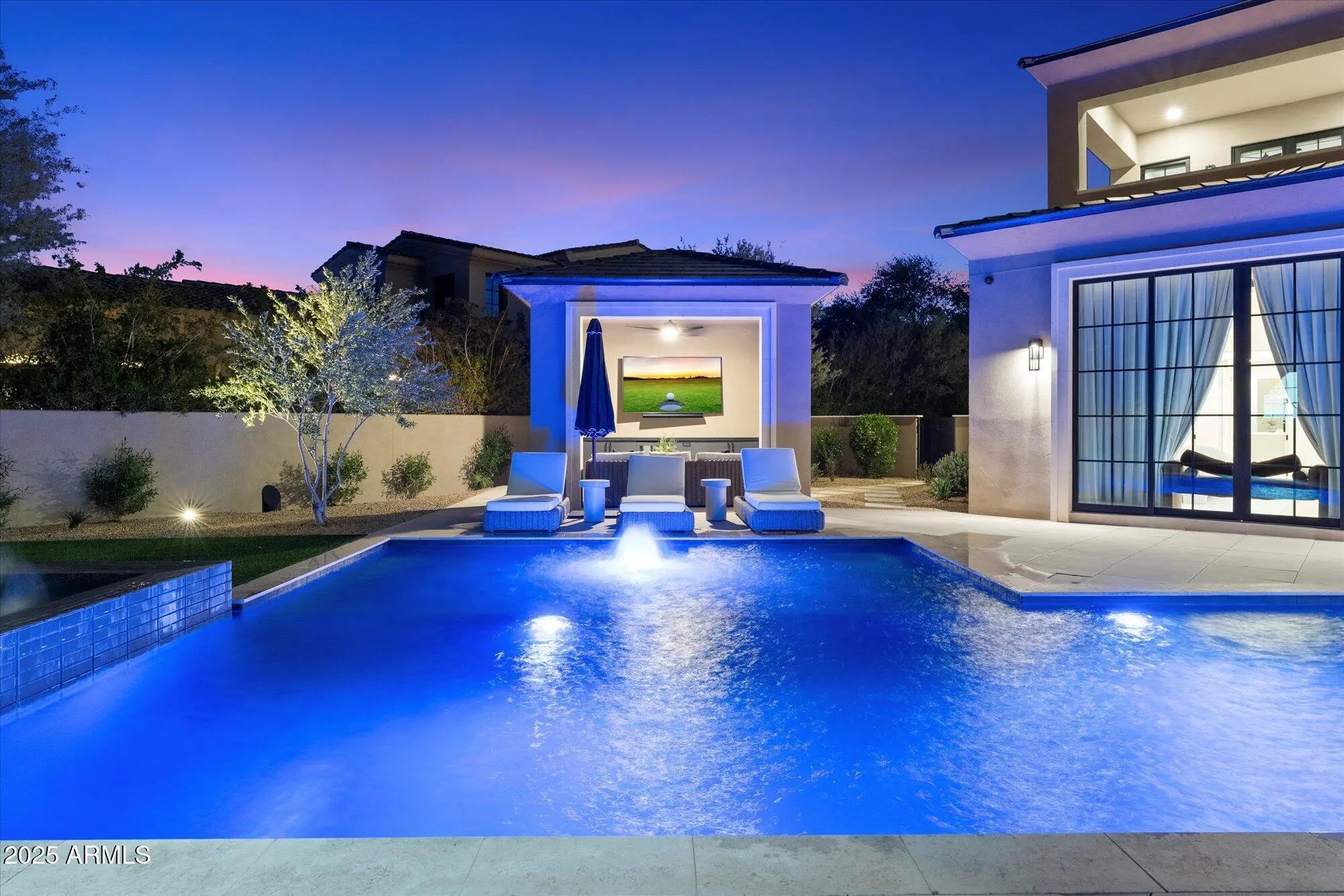 Photo of Listing #6840056