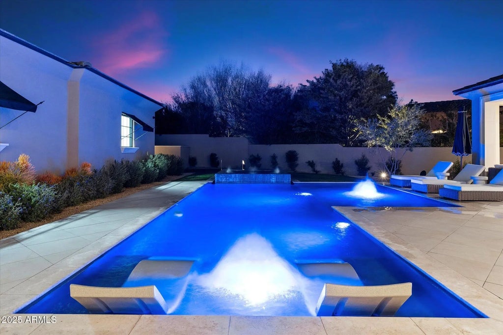 9735 E Kemper Way, Scottsdale