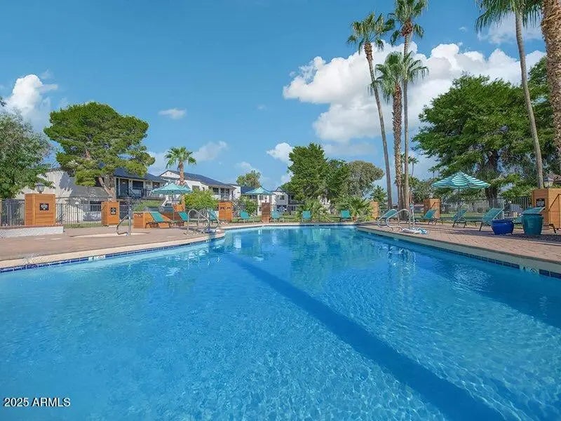 Photo of Listing #6813337