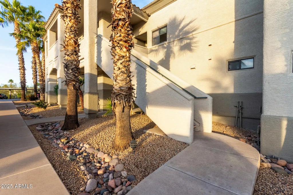 10401 N Saguaro Boulevard (unit 210), Fountain Hills
