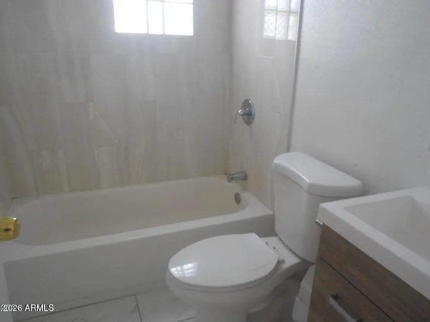 Photo of Listing #6999752