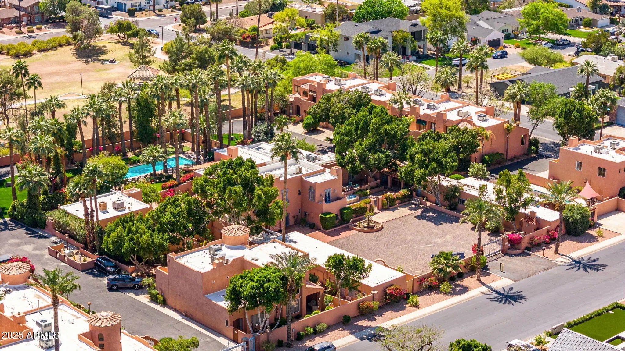 Photo of Listing #6853844