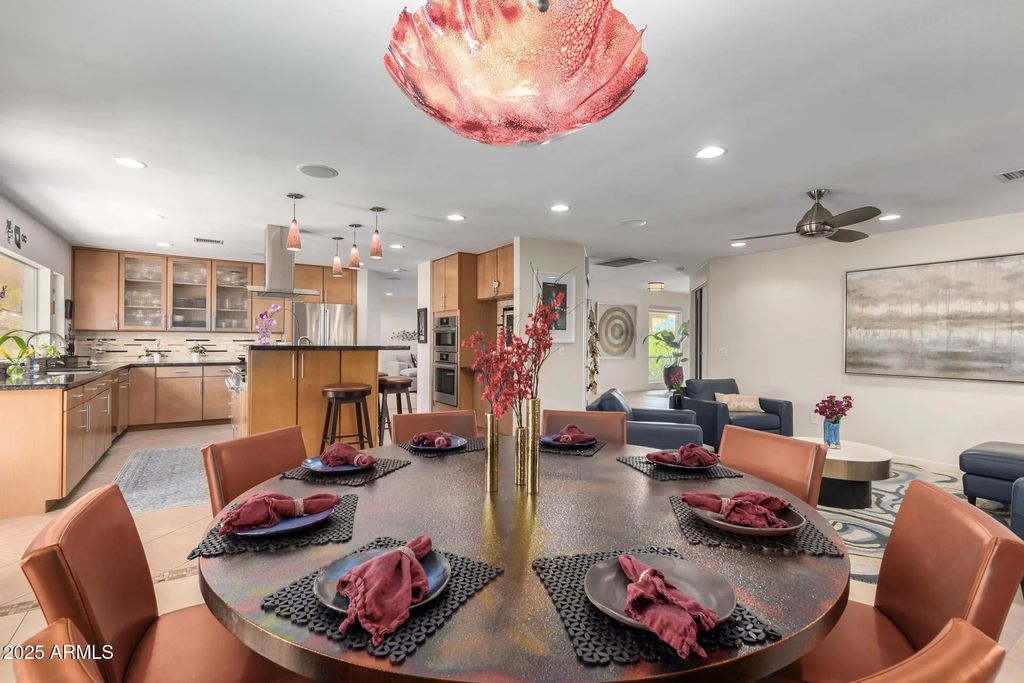 2909 E Las Rocas Drive, Phoenix