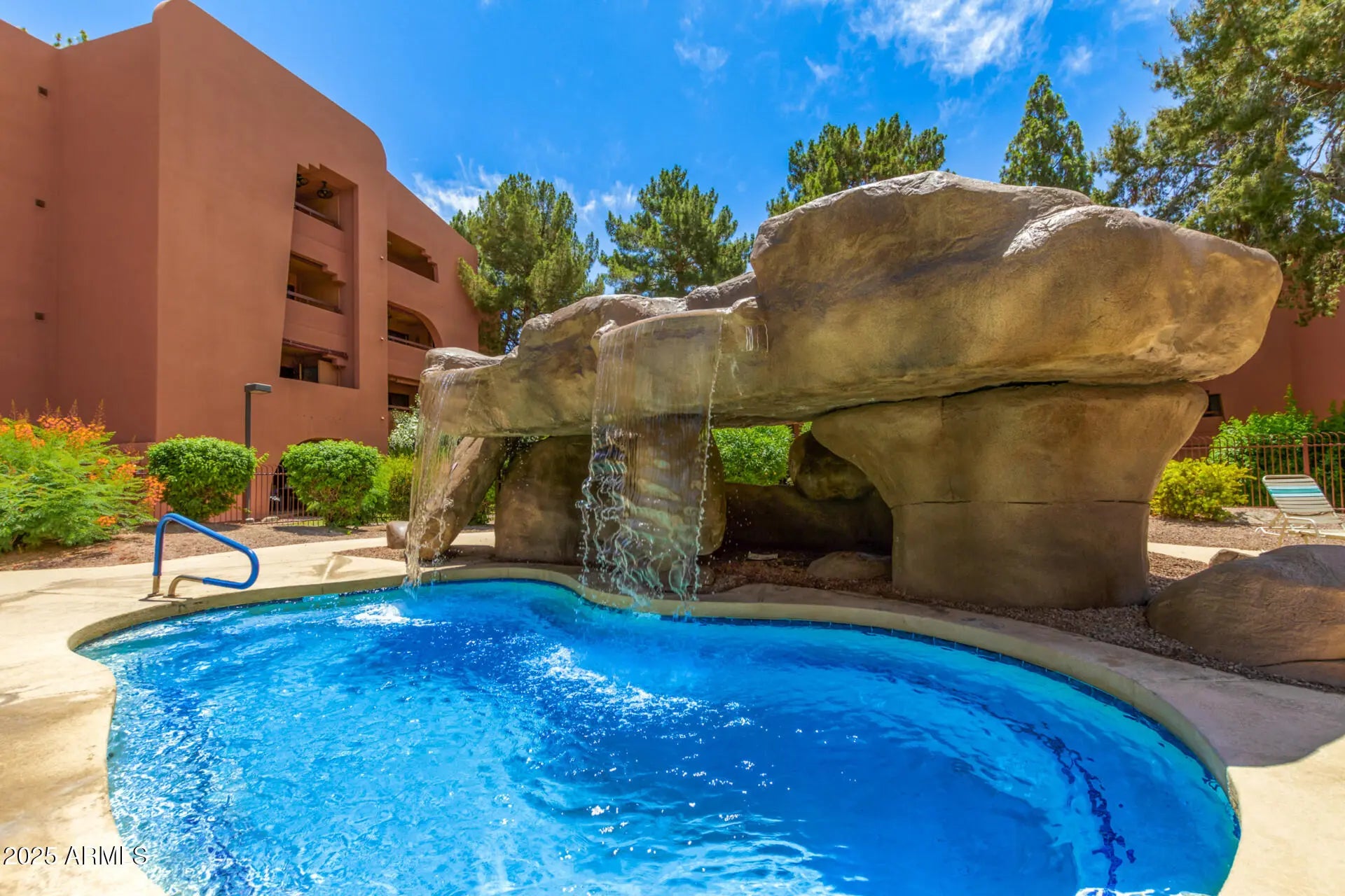 Photo of Listing #6824220