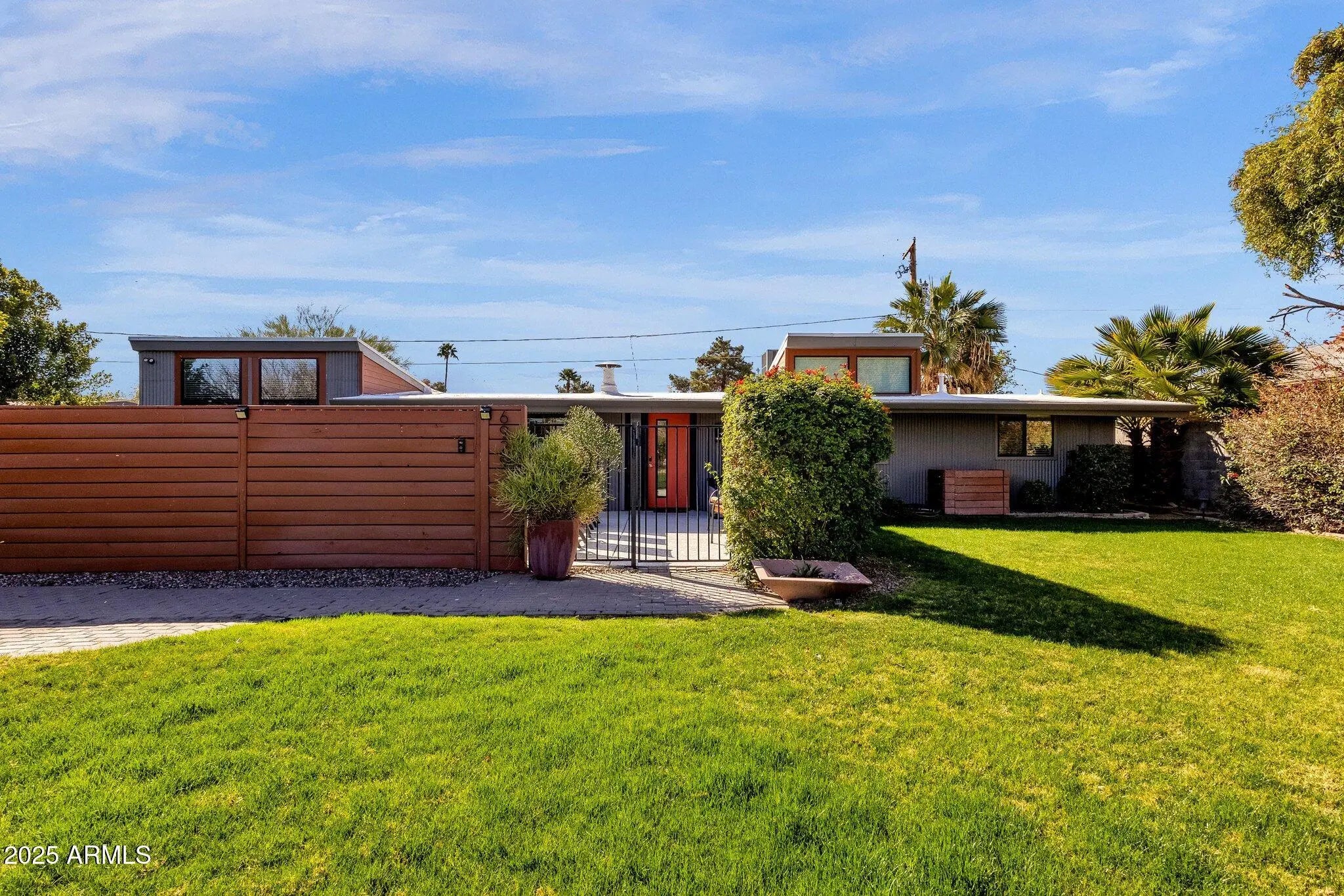 Photo of Listing #6822870