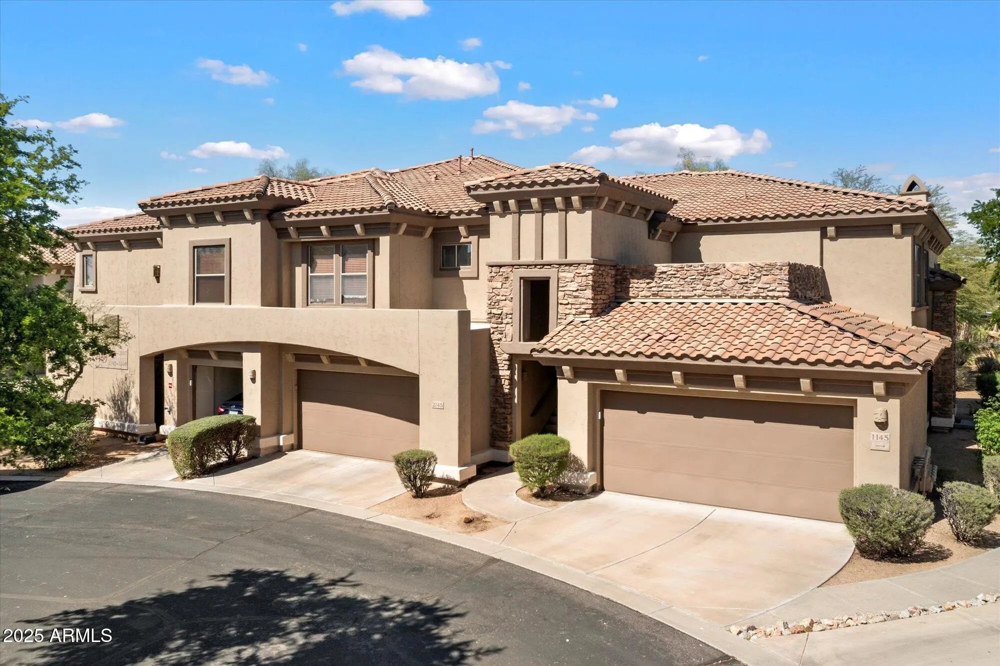 Photo of Listing #6820348