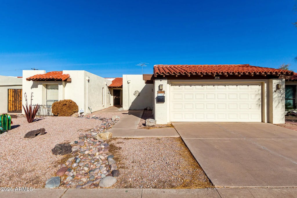 1500 N Markdale -- (unit 8), Mesa