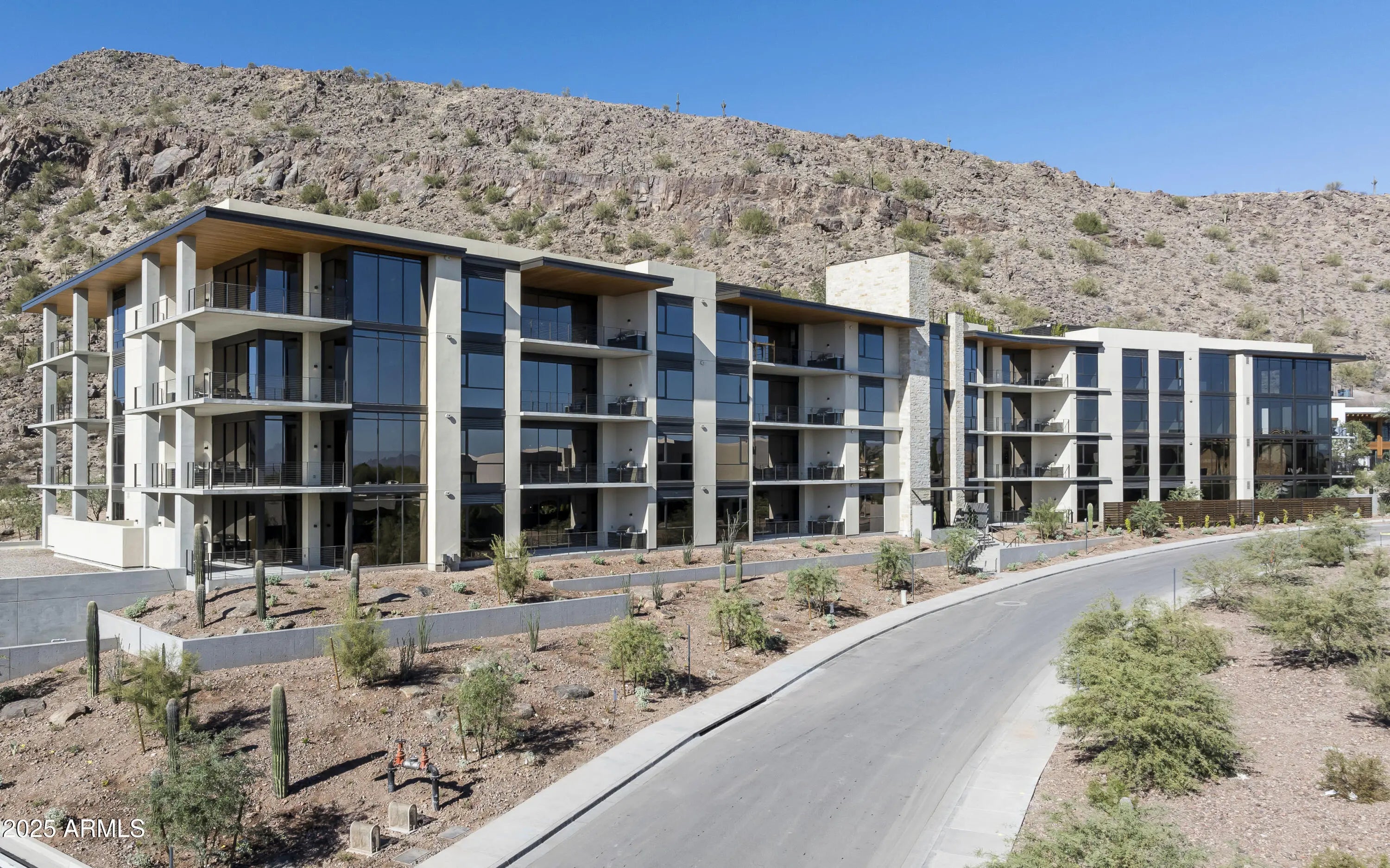 Photo of Listing #6820964