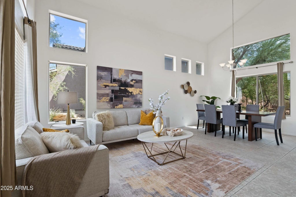 4625 E Thorn Tree Drive, Cave Creek