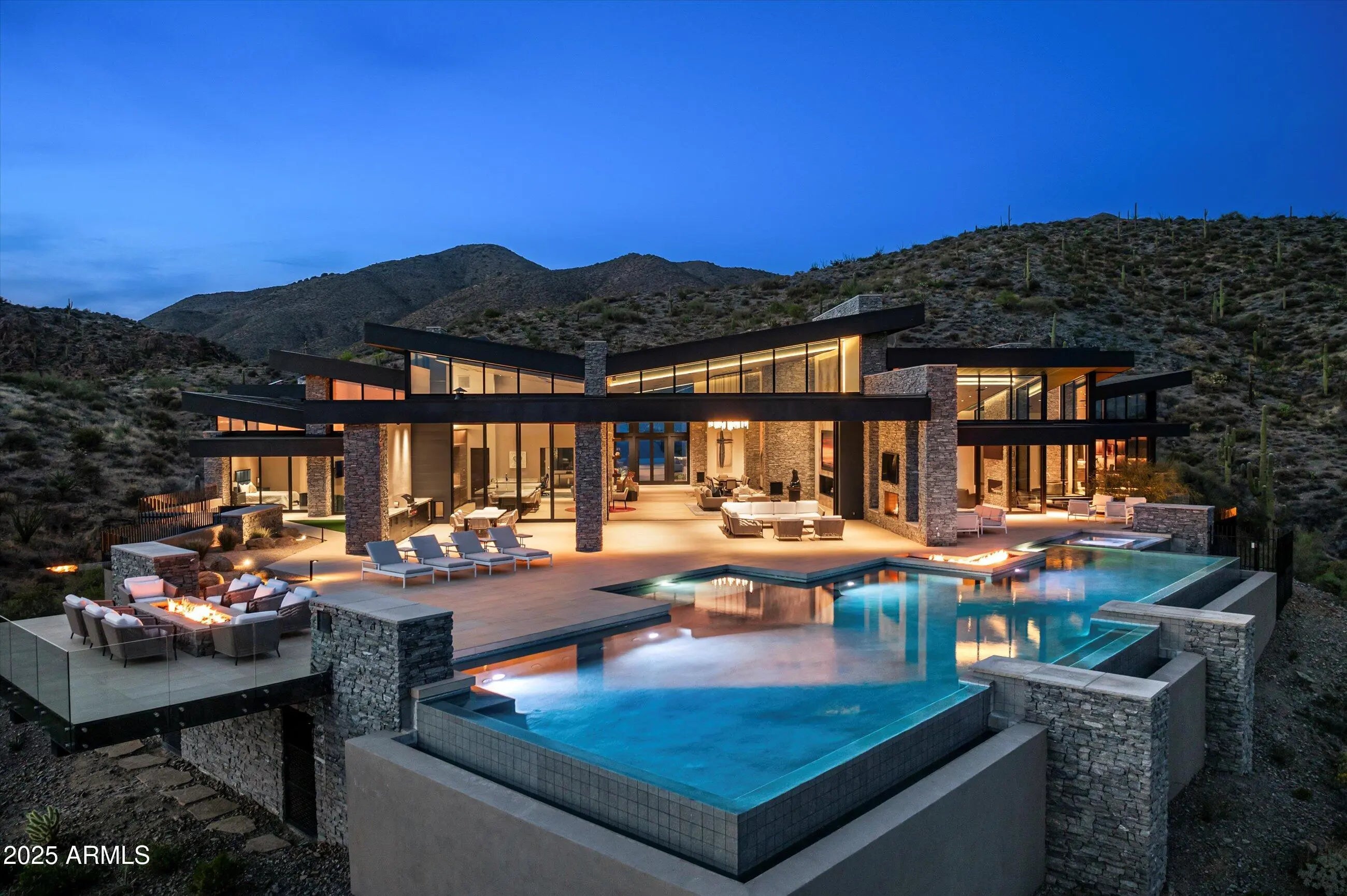 Photo of Listing #6837724