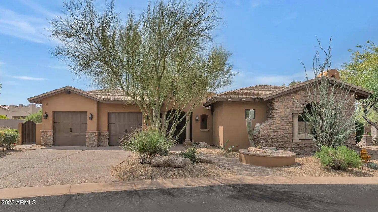 Photo of Listing #6844127