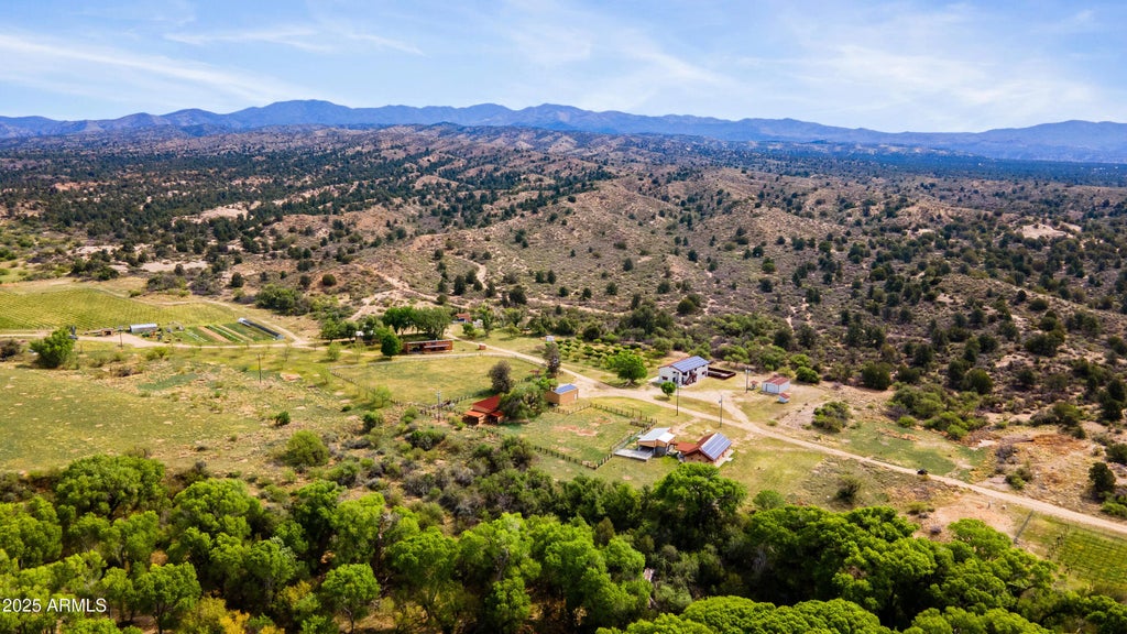 15875 S Walnut Grove Road, Kirkland