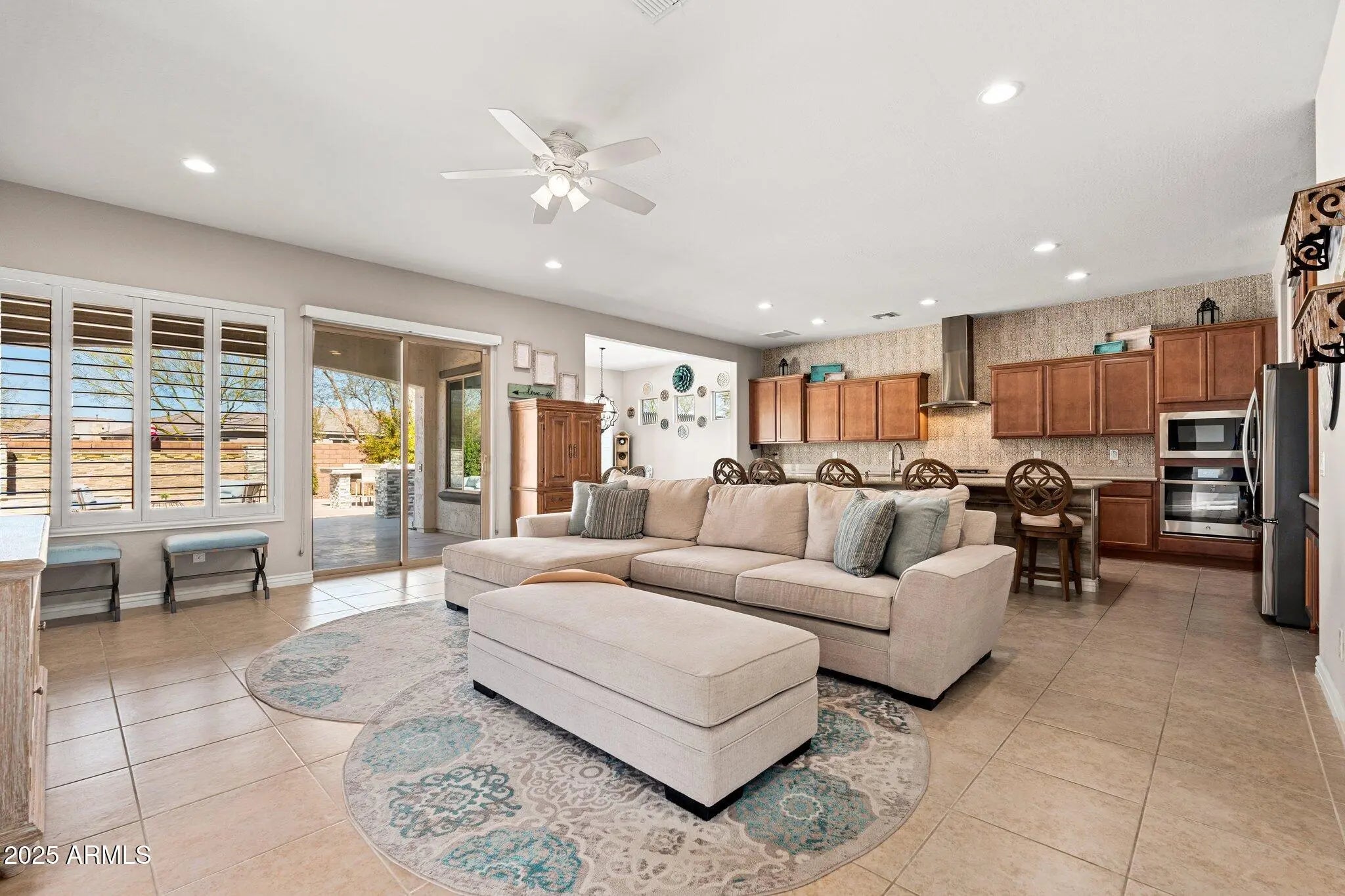 Photo of Listing #6827351