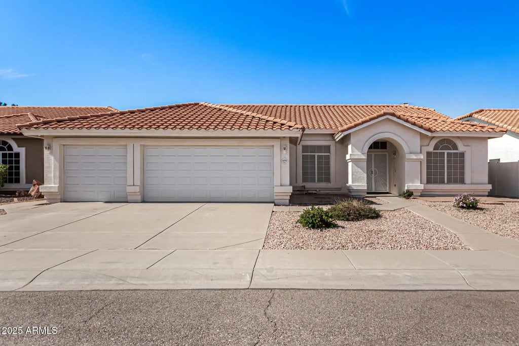 1470 S Villas Court, Chandler