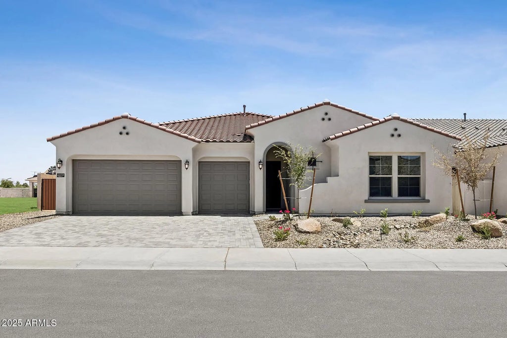 6859 N 190th Drive, Waddell