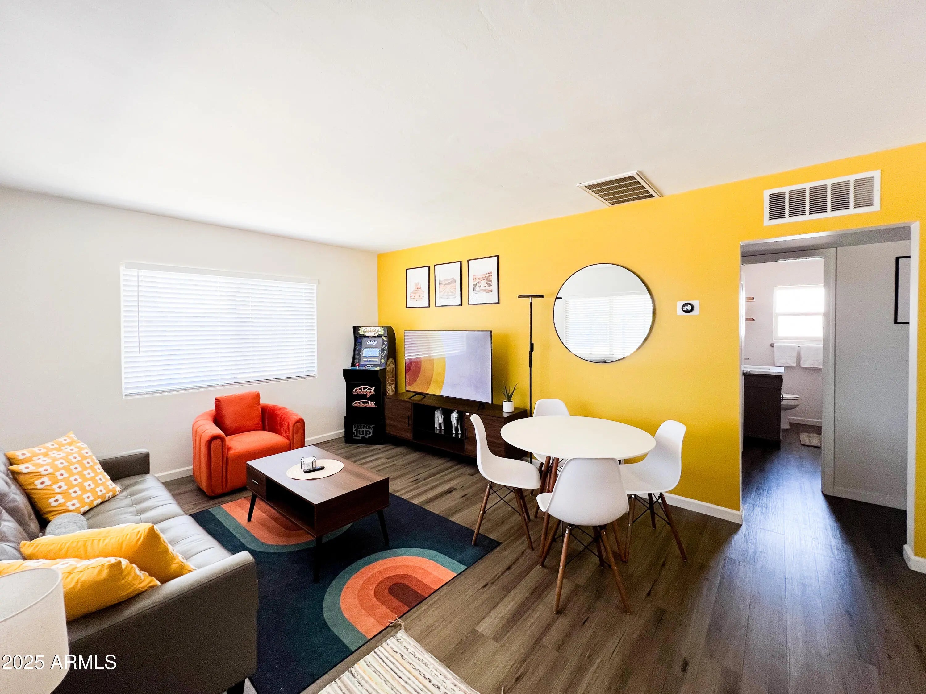 Photo of Listing #6829395