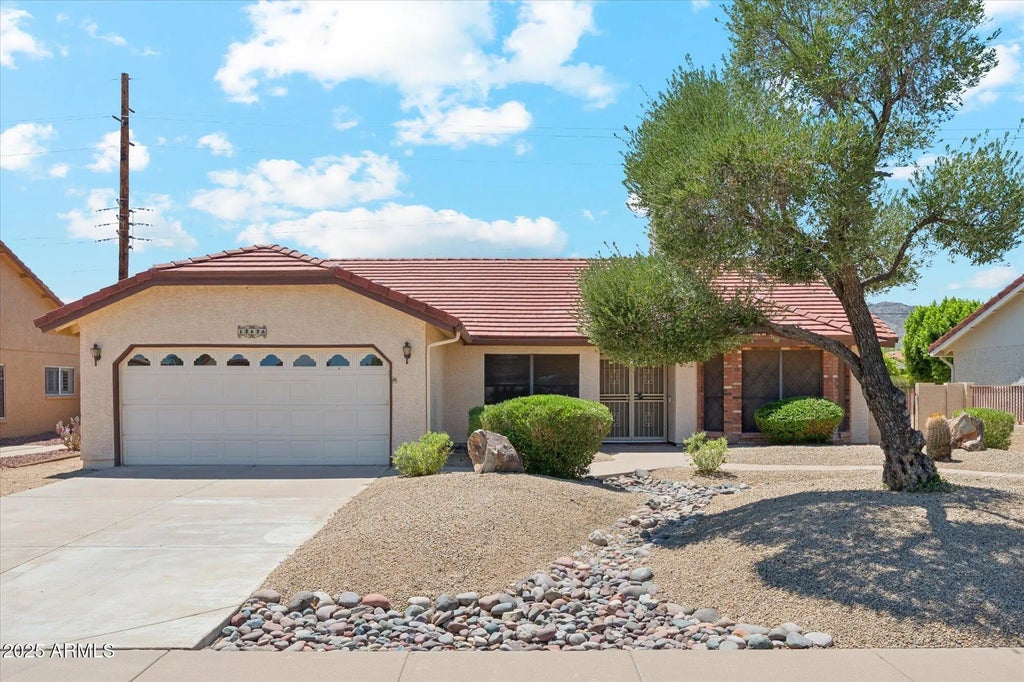 12826 S 40th Place, Phoenix