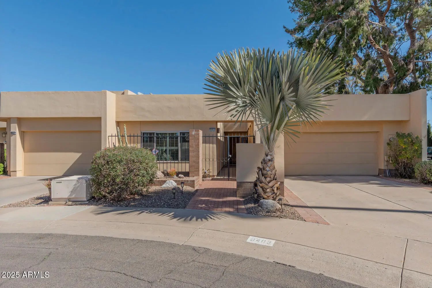 Photo of Listing #6829799