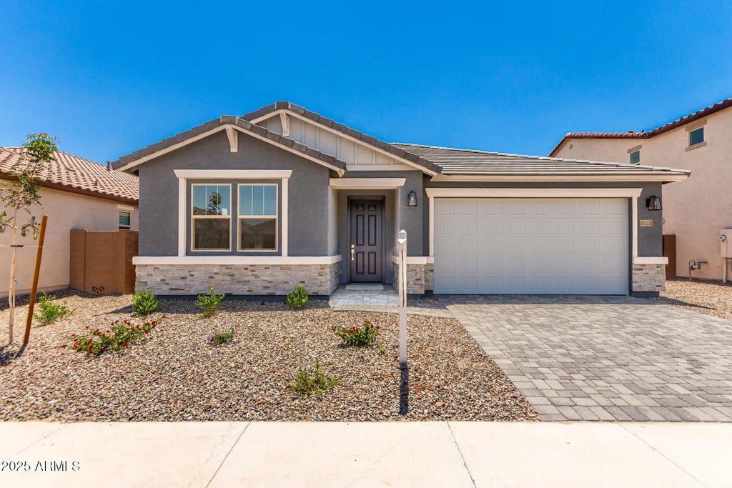 40531 W Michaels Drive, Maricopa