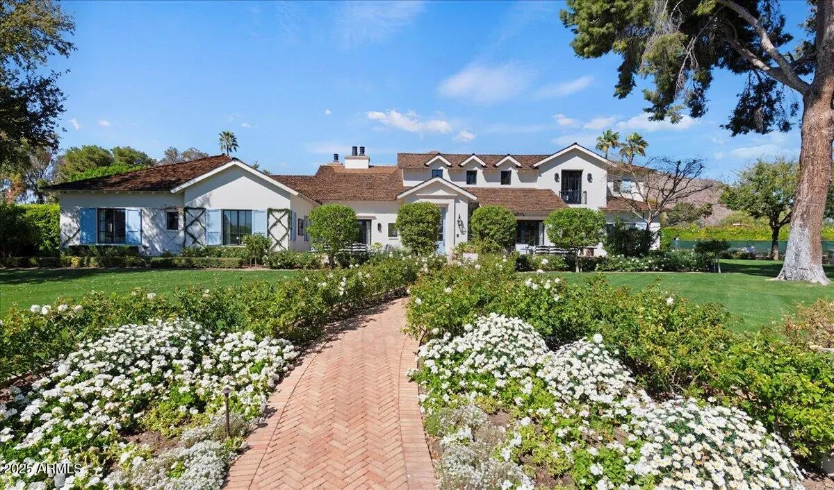 Photo of Listing #6832113