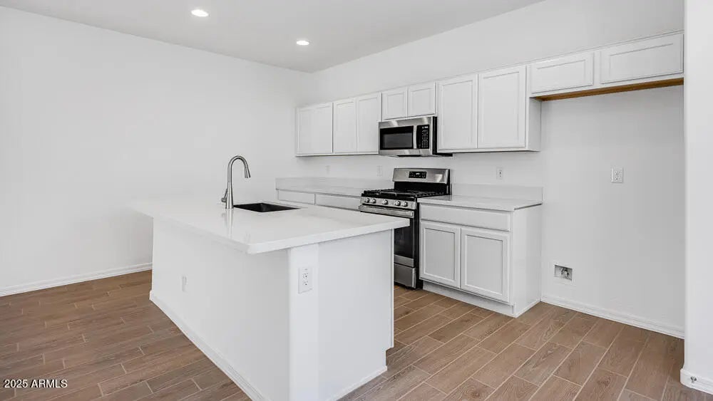 Photo of Listing #6829900