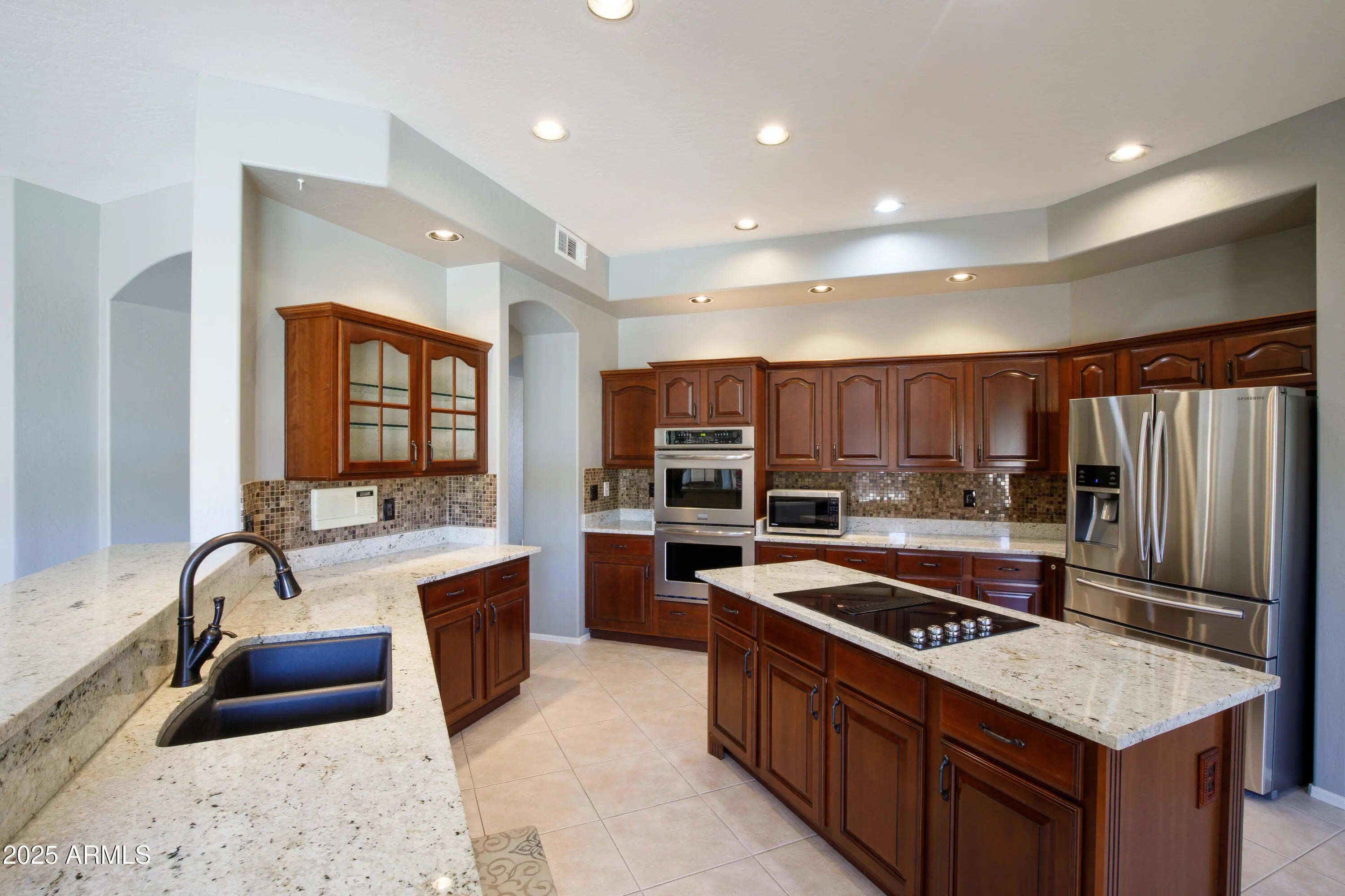 Photo of Listing #6839422