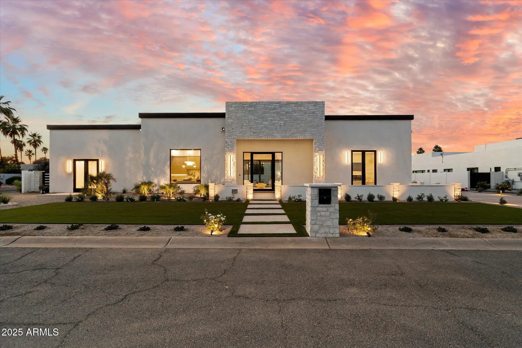 Photo of Listing #6853212