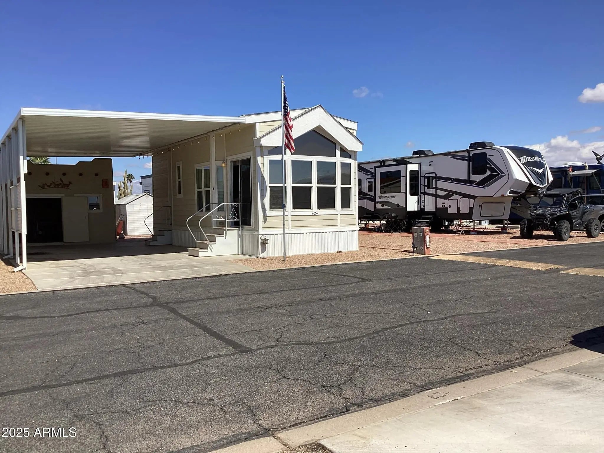 Photo of Listing #6832810