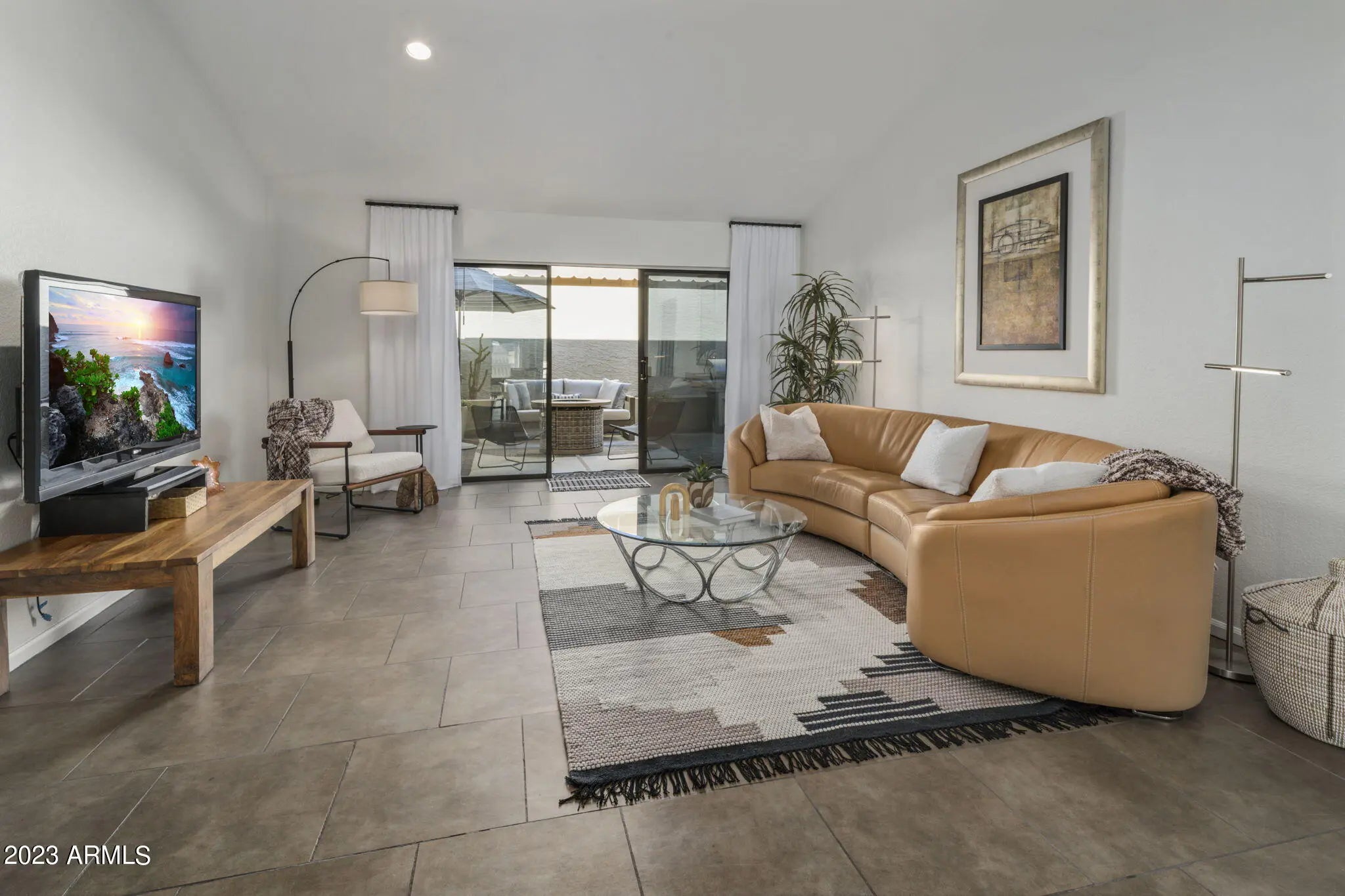 Photo of Listing #6838918