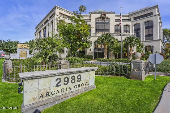 2989 N 44th Street (unit 3018), Phoenix