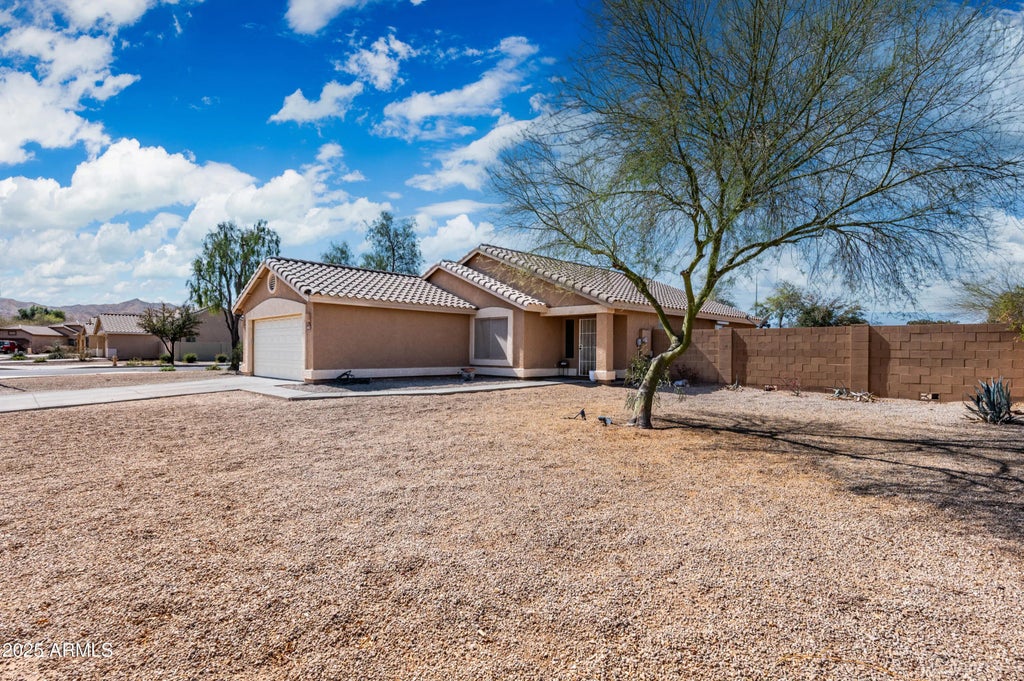 6922 S 26th Lane, Phoenix