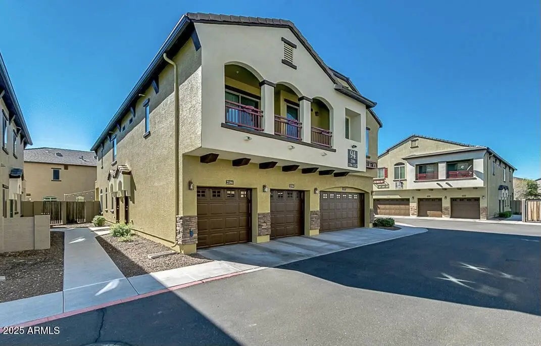 Photo of Listing #6833004