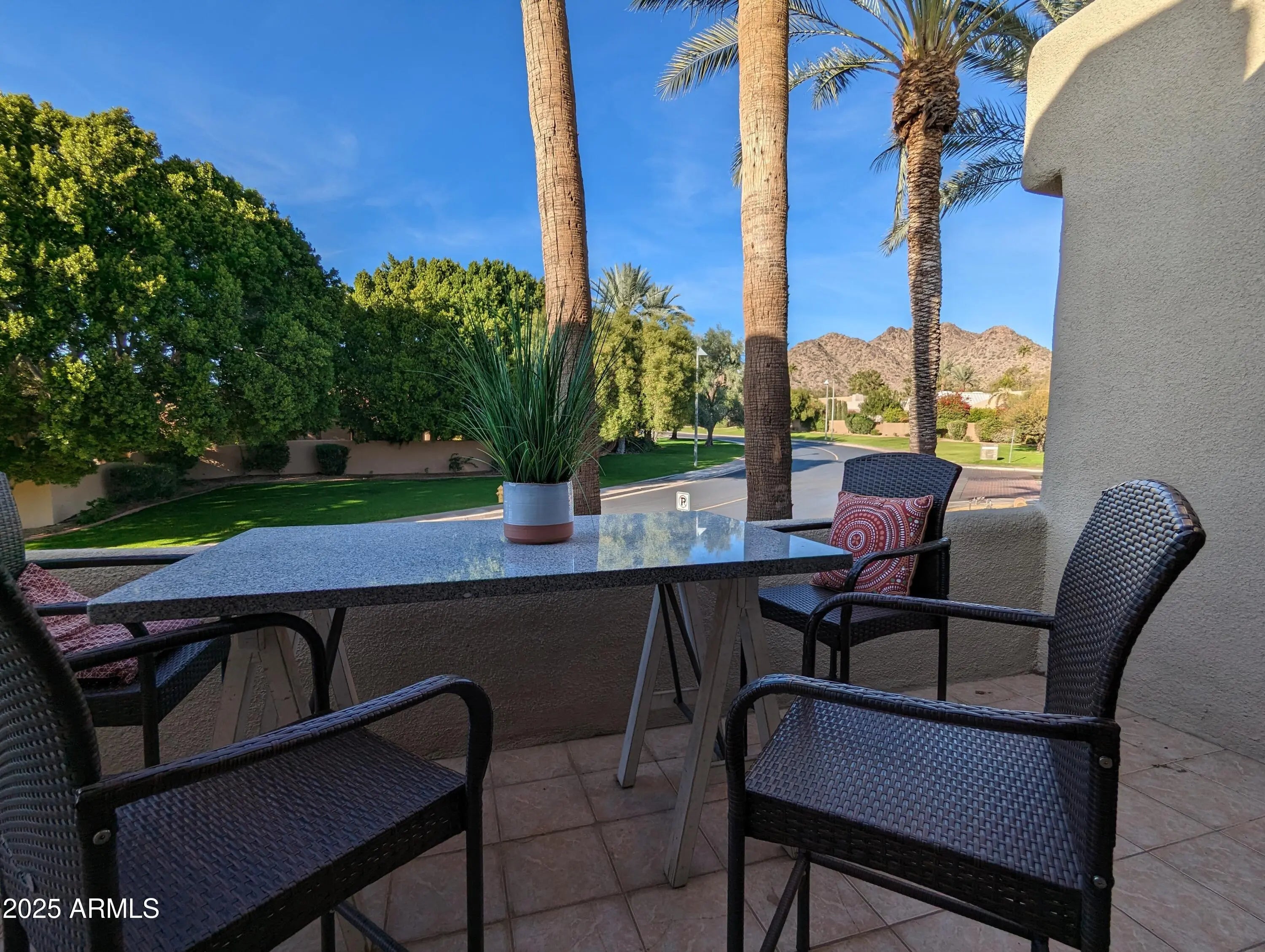 Photo of Listing #6833881