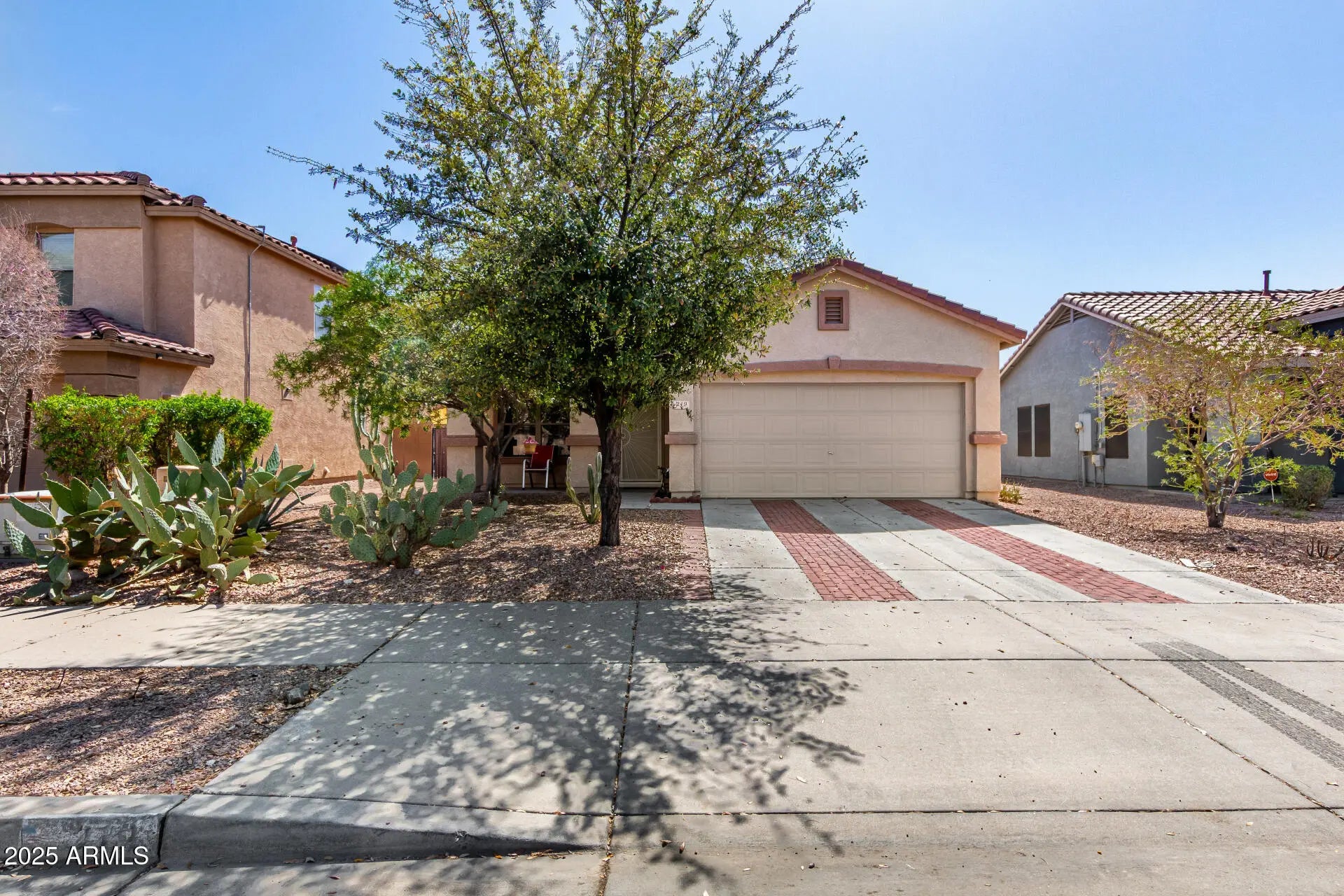 Photo of Listing #6835723