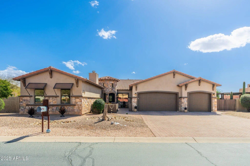10649 E Saddle Blanket Trail, Gold Canyon