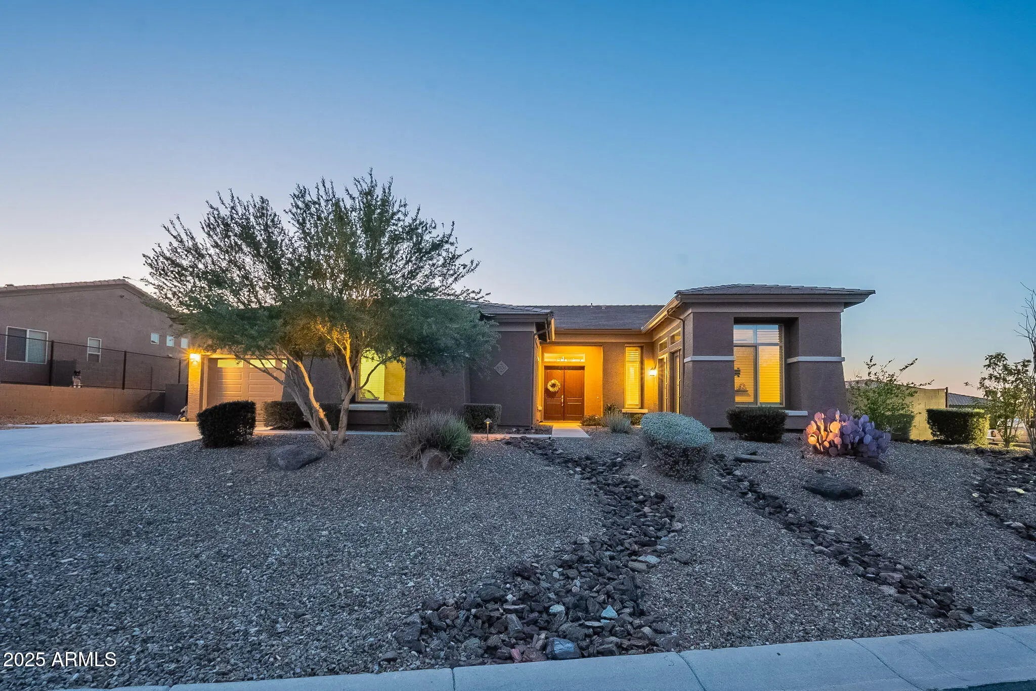 Photo of Listing #6834695