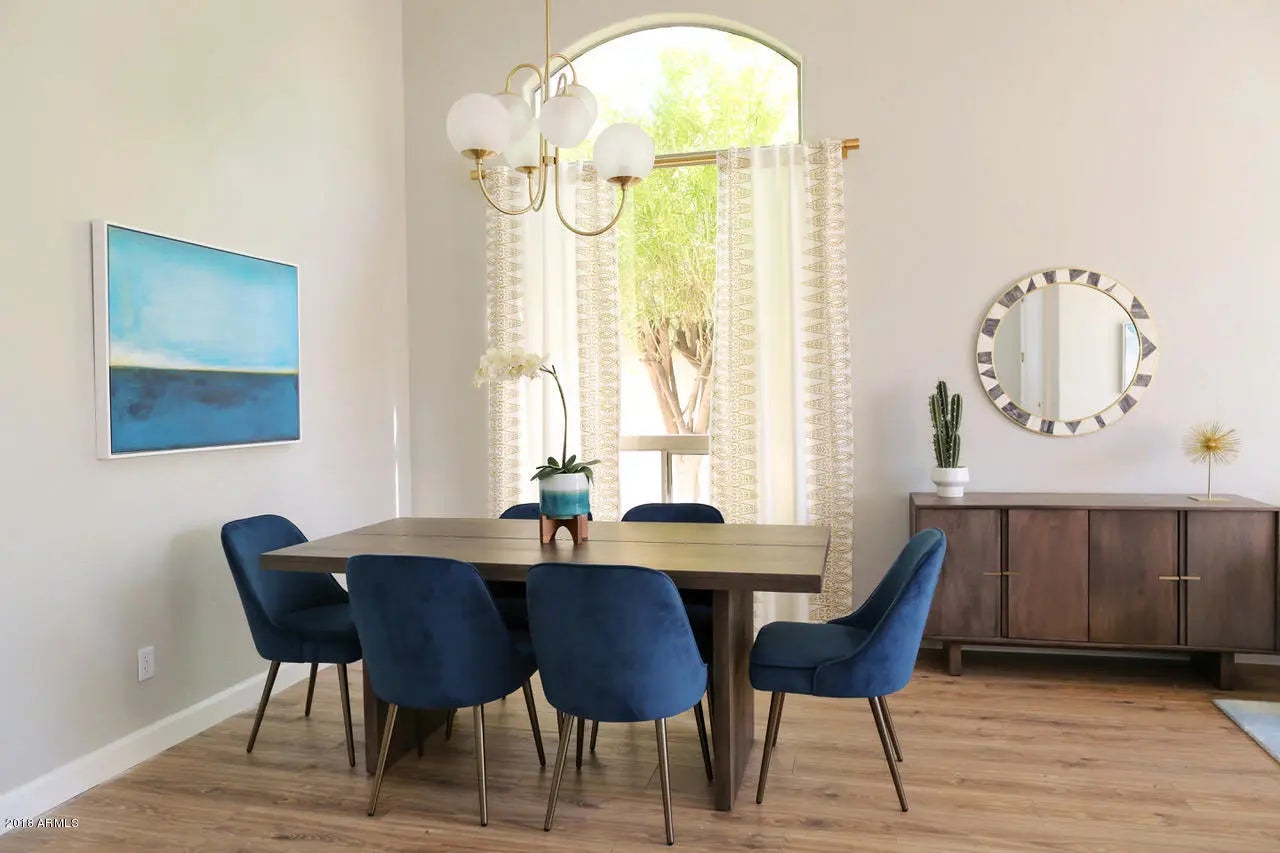 Photo of Listing #6834886