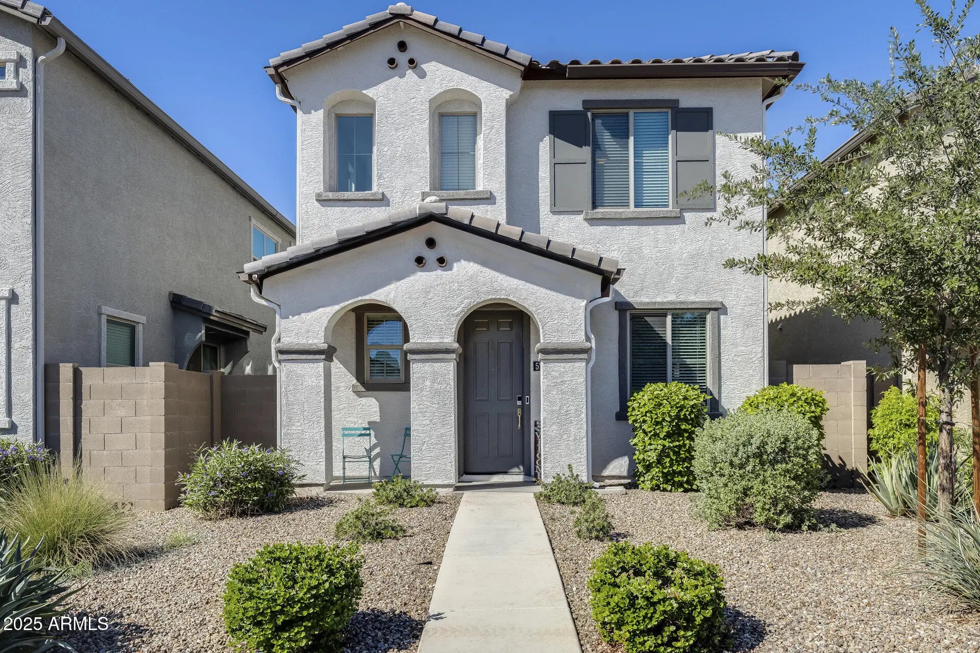 Photo of Listing #6936107