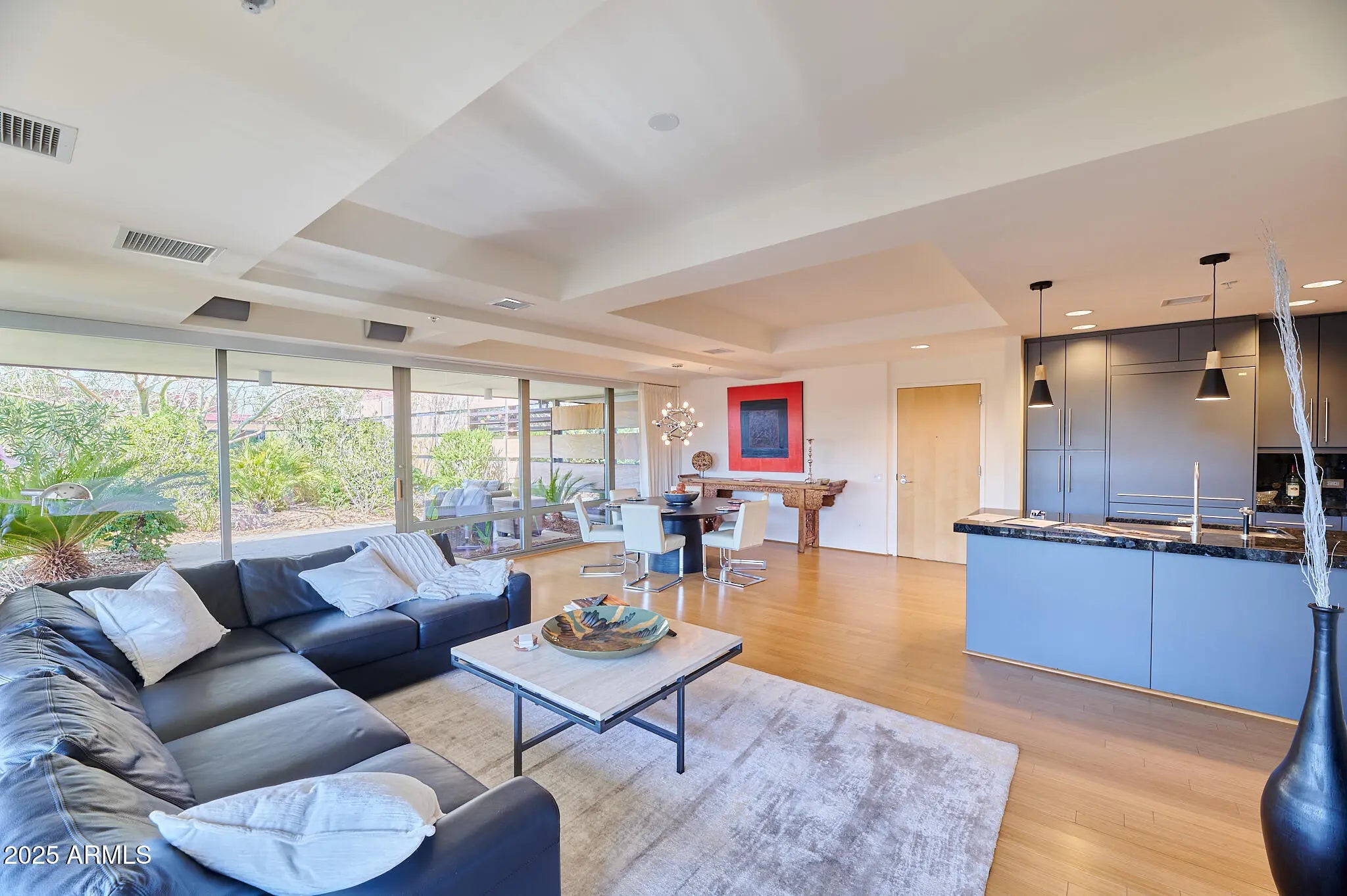 Photo of Listing #6839442