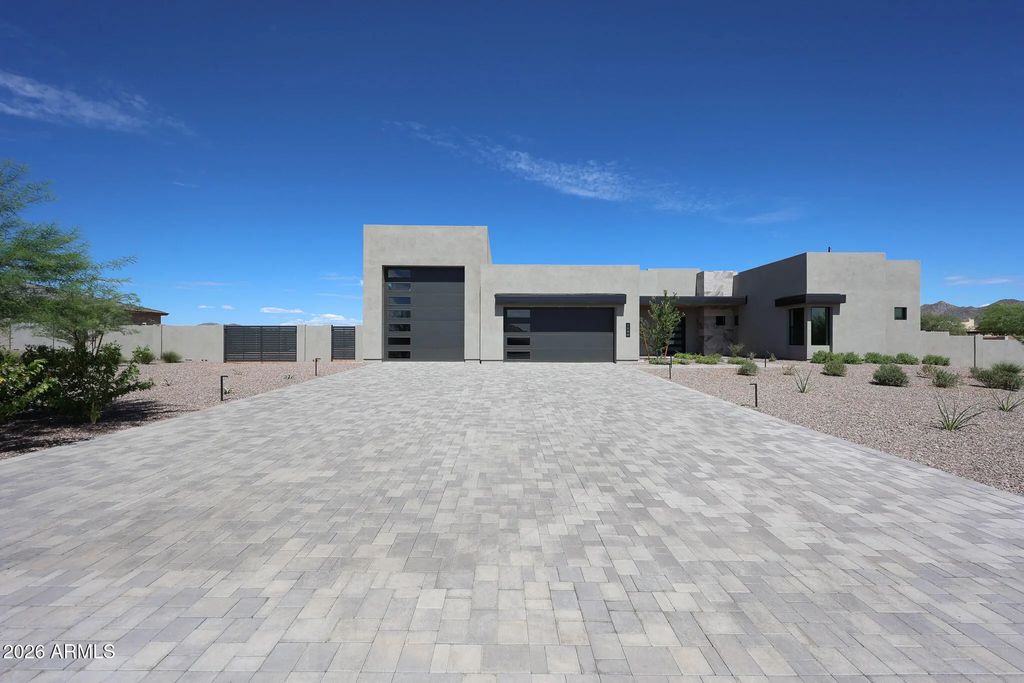 1940 E Creek Canyon Road, Phoenix