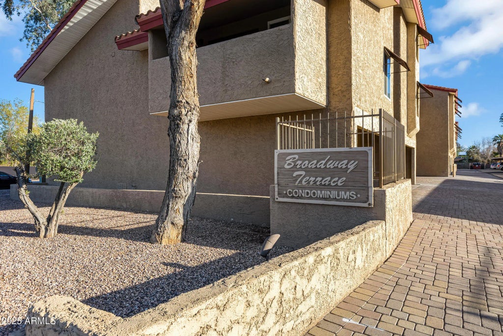 151 E Broadway Road (unit 102), Tempe