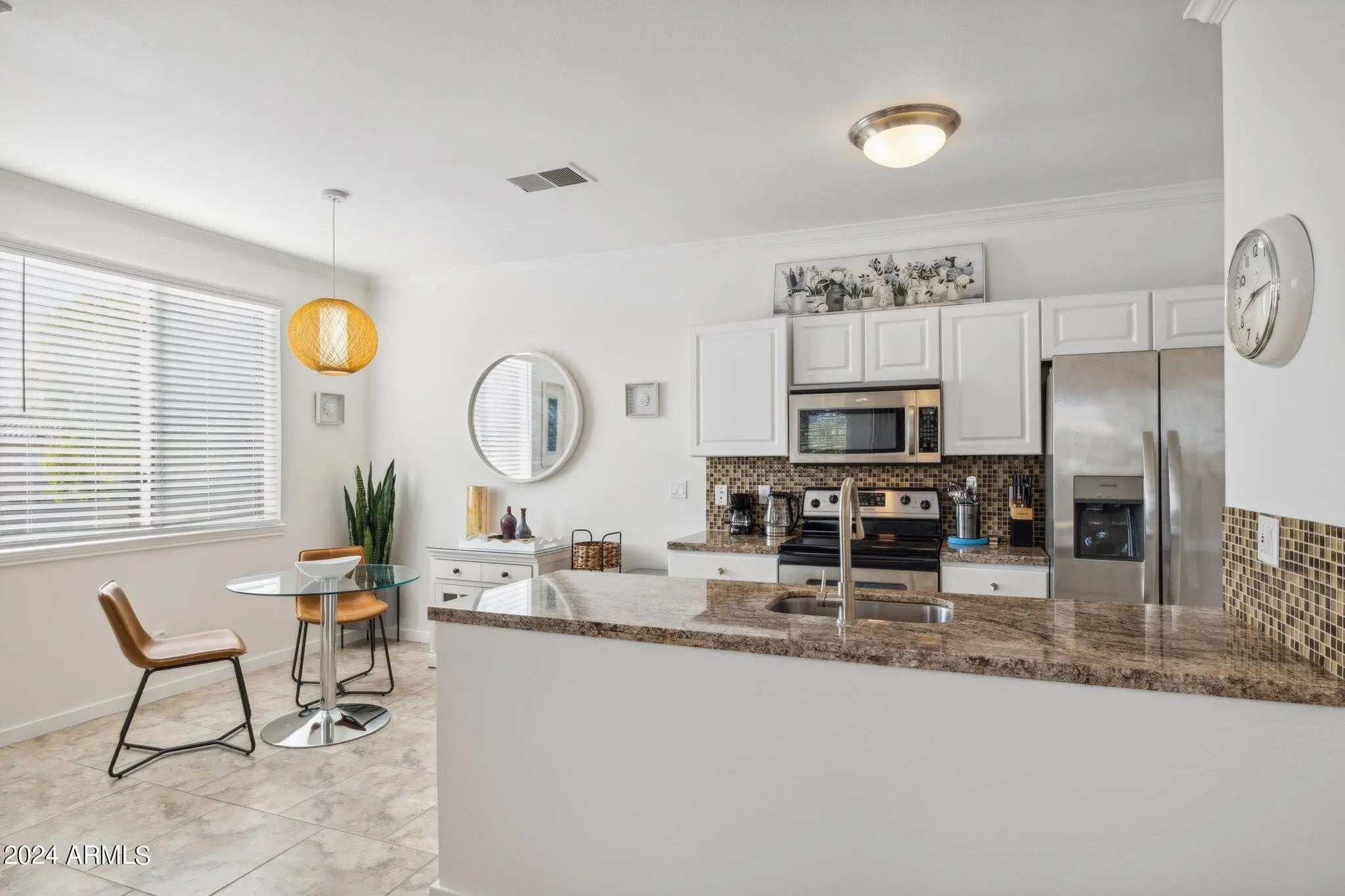 Photo of Listing #6838289