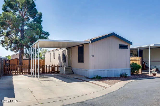 Photo of Listing #6840020