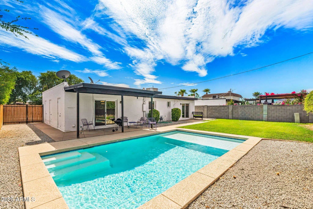 8326 E Crestwood Way, Scottsdale