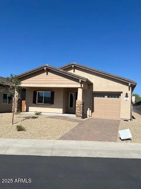 Photo of Listing #6848870