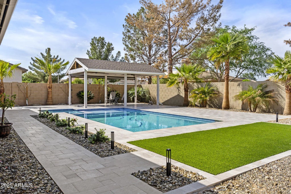 14370 W Hearn Road, Surprise