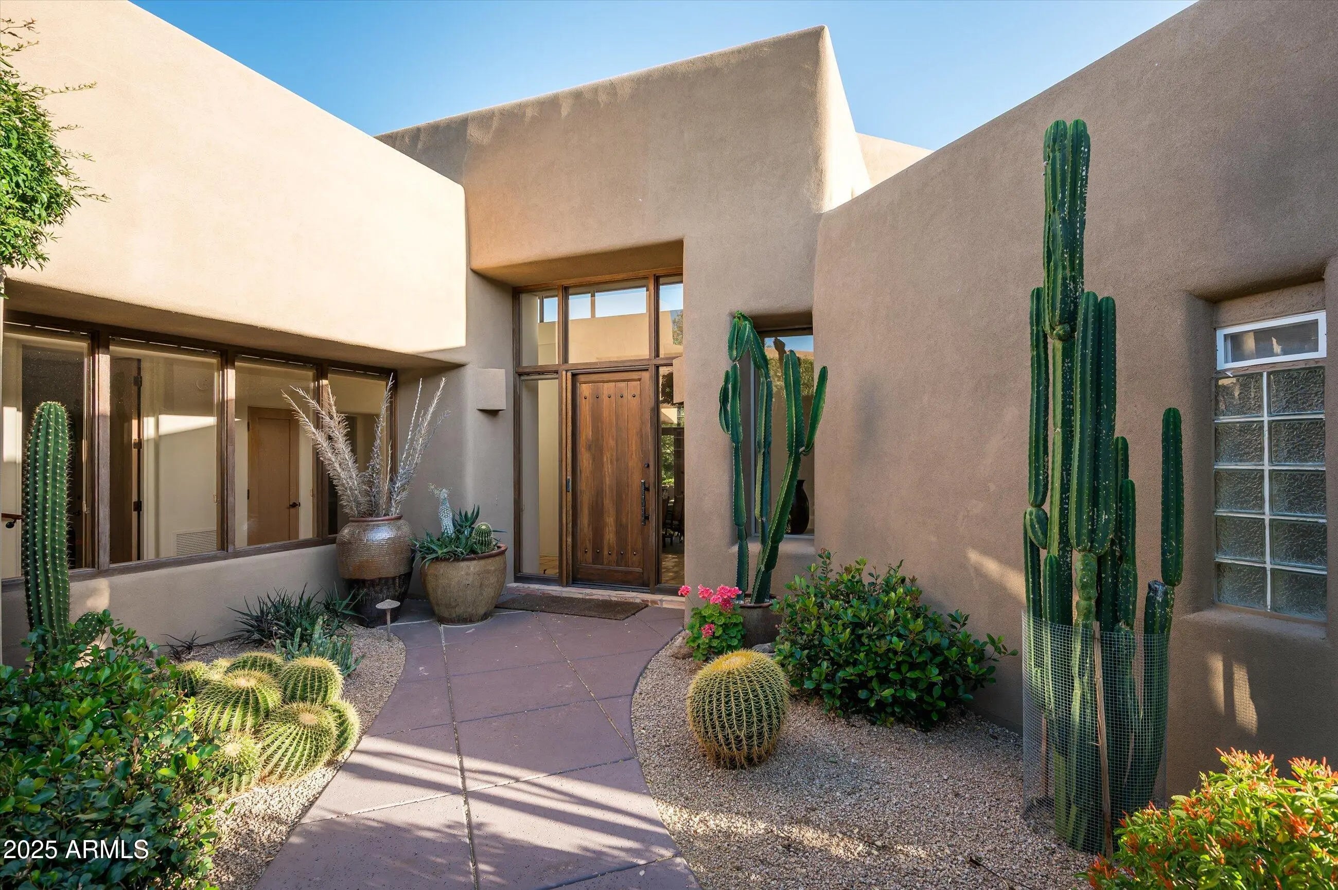 Photo of Listing #6839922