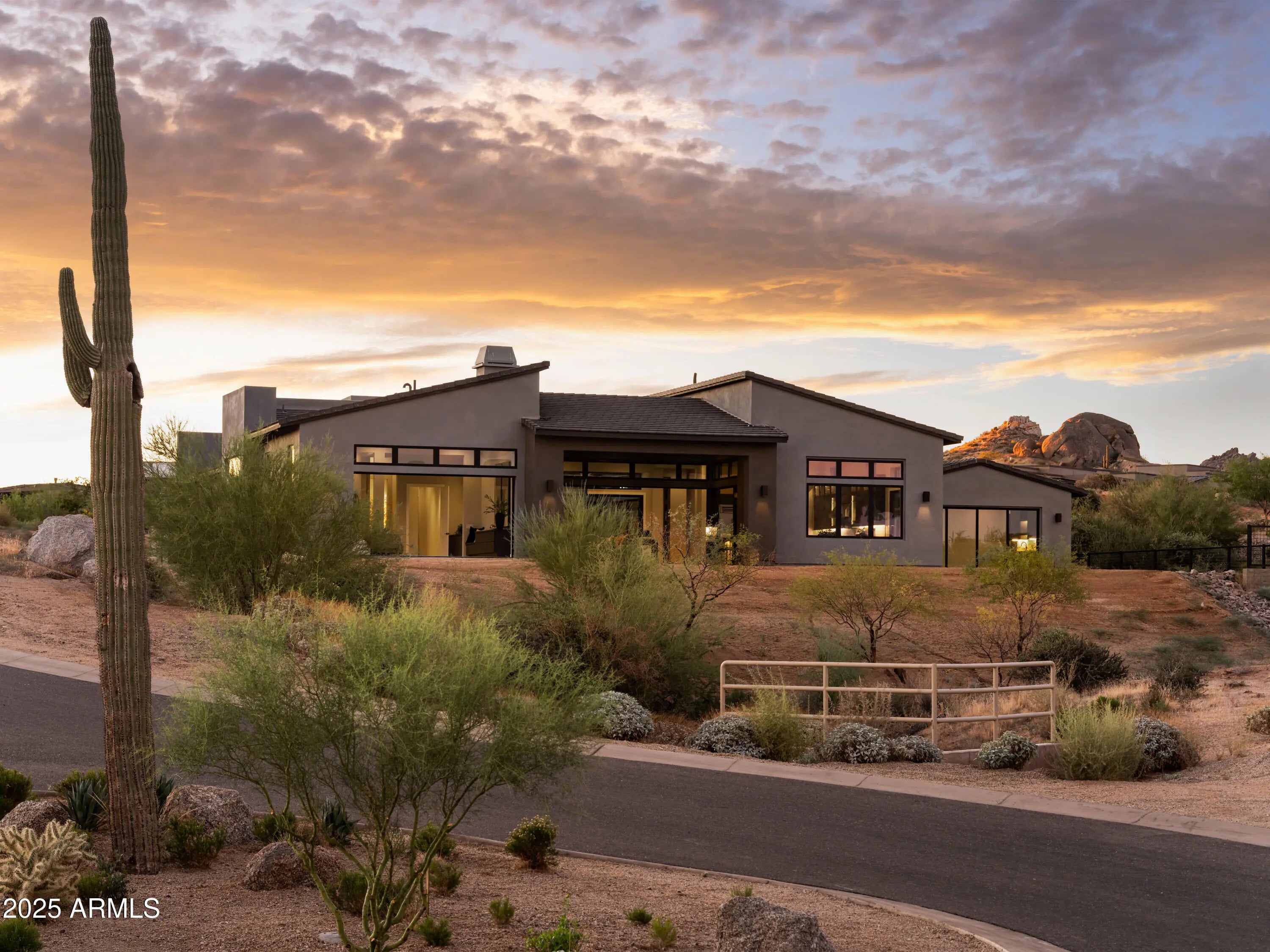 Photo of Listing #6839933