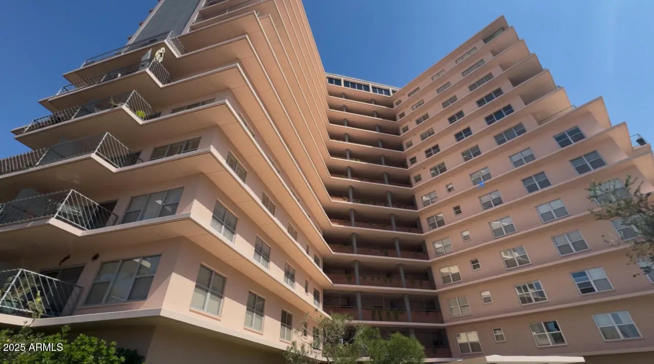 Photo of Listing #6841513